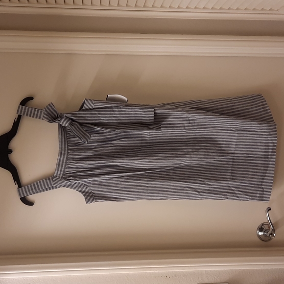 NWT, Trina Turk Santa Barbara Chambray Dress - Picture 5 of 14